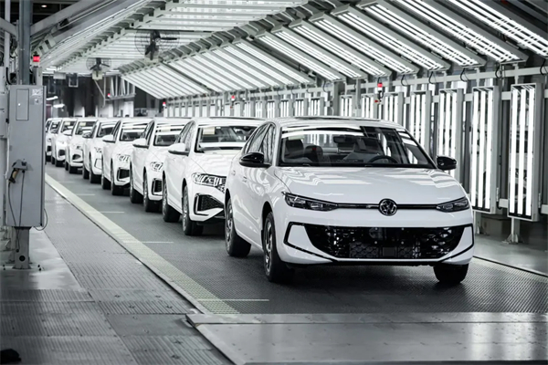 唯二增速超10%！2025年销量450万+，上汽2026冲刺回归第一